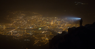 Grenoble de nuit